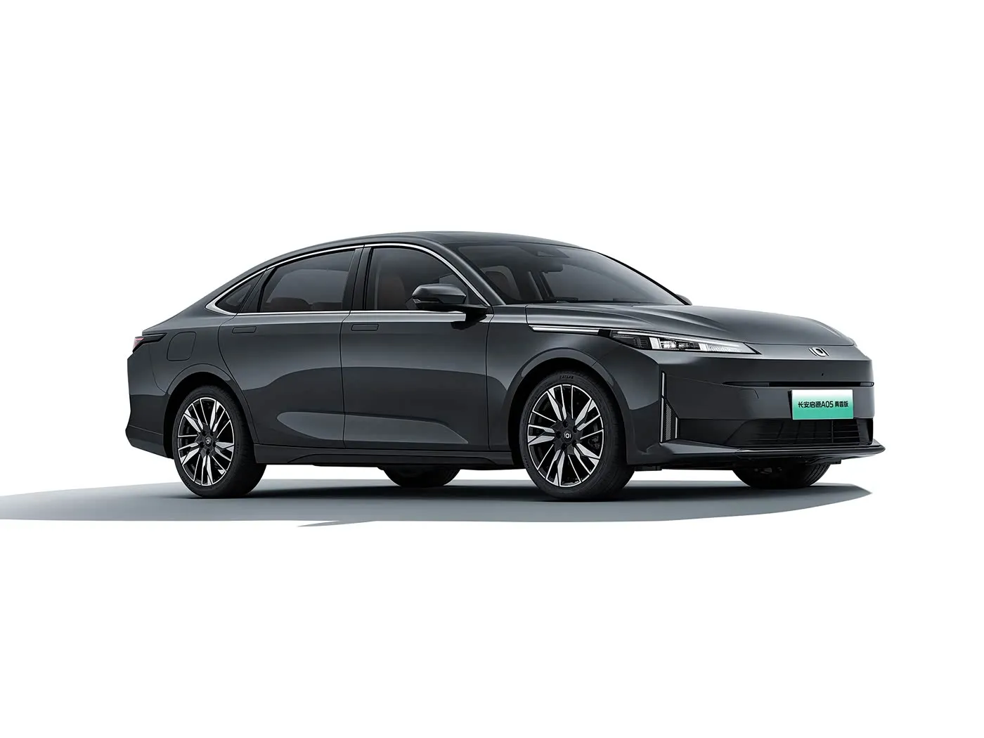 Changan Qiyuan A05 kompakte EV-motor nuwe energievoertuig met vinnig laaiende hibriede EV-motor linksstuur