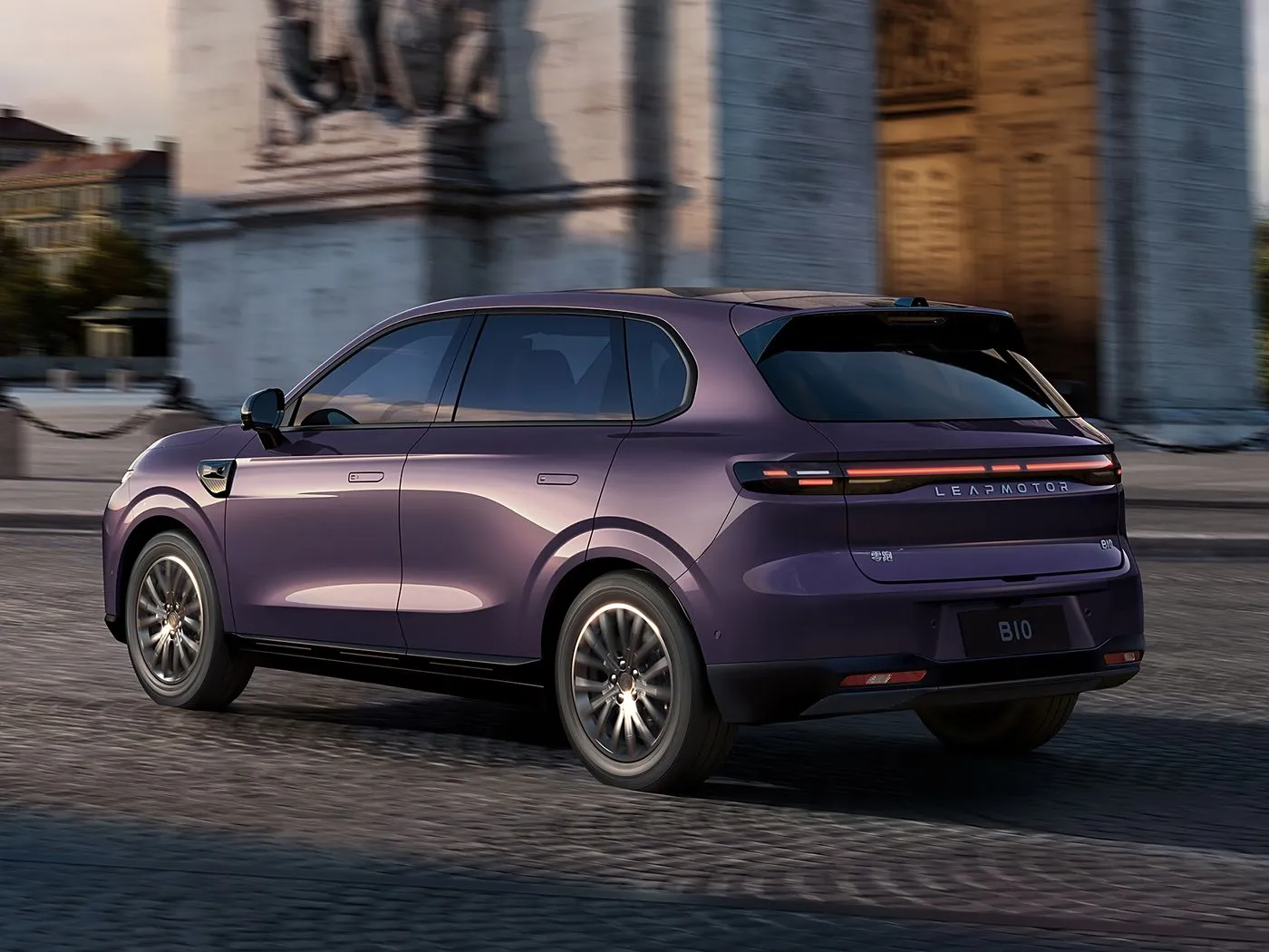 Leapmotor B10 suiwer elektriese kompakte SUV met 510-600 km CLTC-reeks, 14.6" 2.5K-skerm en Leapmotor Pilot Nuwe Energie-voertuig