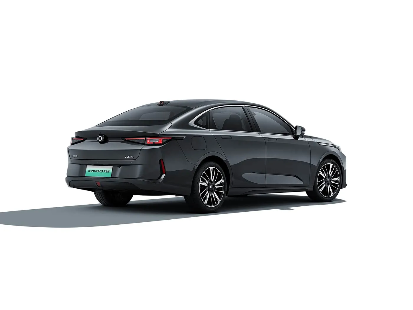 Changan Qiyuan A05 kompakte EV-motor nuwe energievoertuig met vinnig laaiende hibriede EV-motor linksstuur