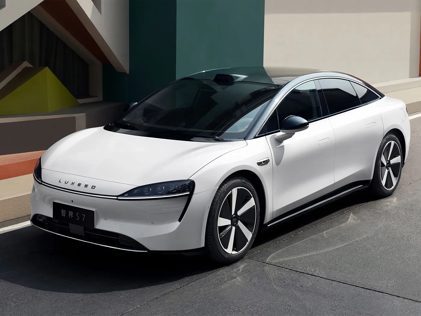 CHERY LUXEED S7 Exeed Luukse elektriese nuwe energievoertuig met RWD/AWD 4 deure en 5 sitplekke