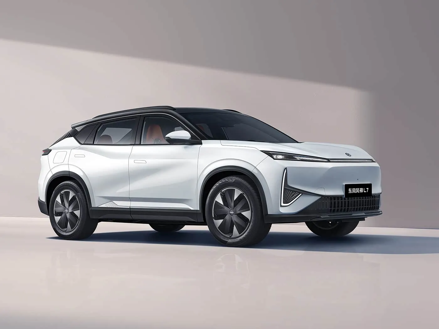 Dongfeng Aeolus L7: EV/PHEV SUV 5-sitplek Premium Touches leersitplekke Langafstand nuwe energievoertuig