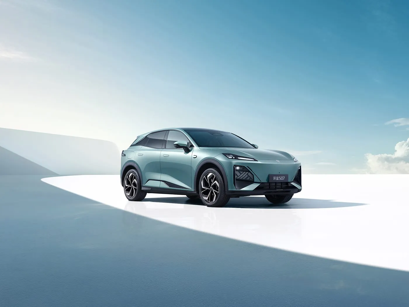 Deepal S07 nuwe energievoertuig Premium SUV Uitgebreide-reeks/EV langafstand Asafstand 5 sitplekke Duim skerm