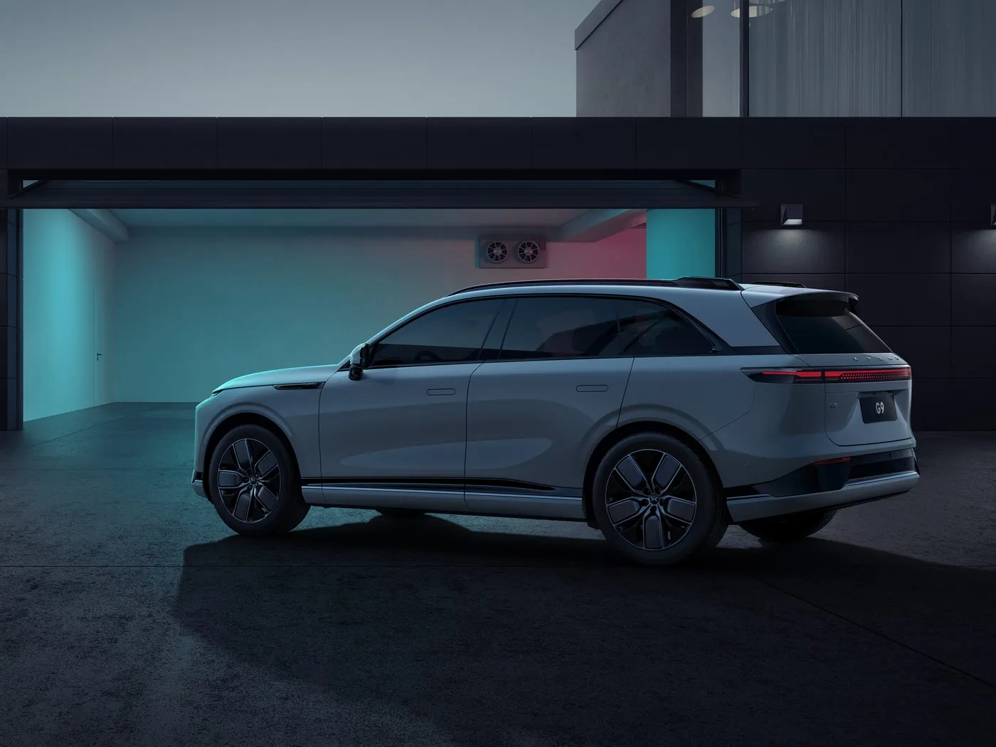 Xpeng G9 Luukse 4-deur 5-sitplek SUV Elektriese Voertuig Nuwe Energie MPV-luikrug met 4WD-ritmodus PHEV-krag en EV-motor links