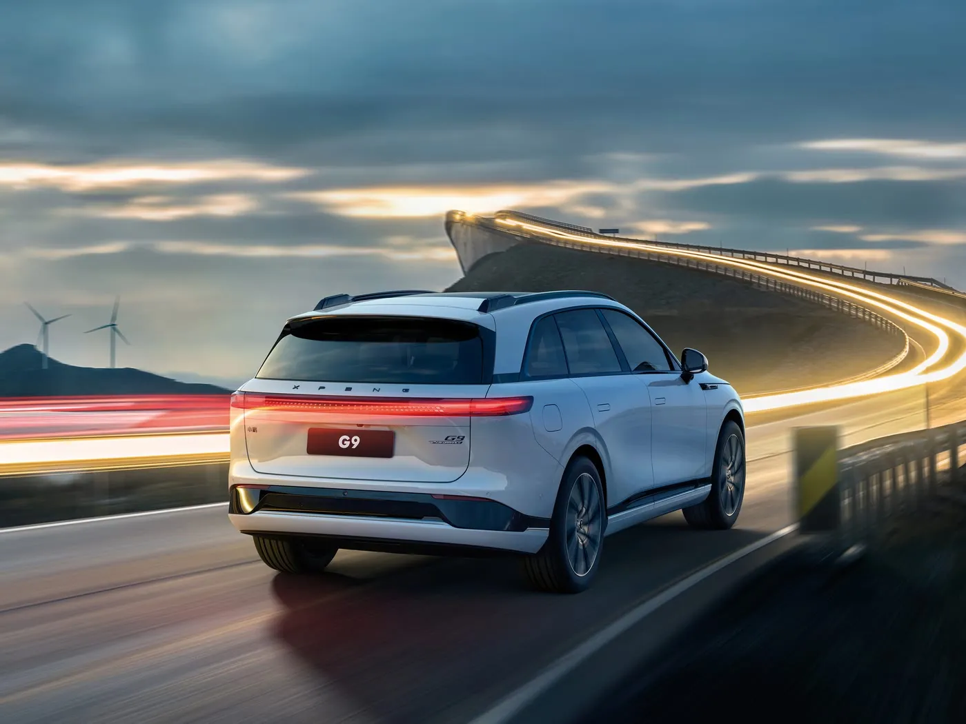 Xpeng G9 Luukse 4-deur 5-sitplek SUV Elektriese Voertuig Nuwe Energie MPV-luikrug met 4WD-ritmodus PHEV-krag en EV-motor links