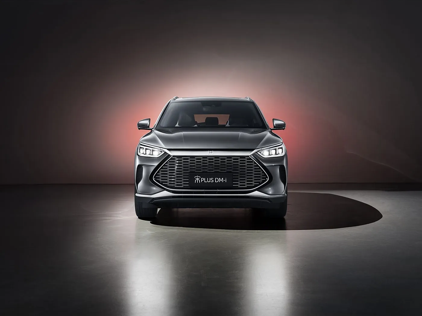 BYD Song Plus SUV outomatiese AWD met agterkamera leersitplekke Hibriede brandstof links stuur