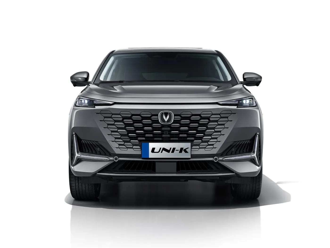 BYD E2 Luukse Elektriese EV Sedan SUV Luikrug linkerstuurmotor met litiumbatterymotor China se nuwe energievoertuig
