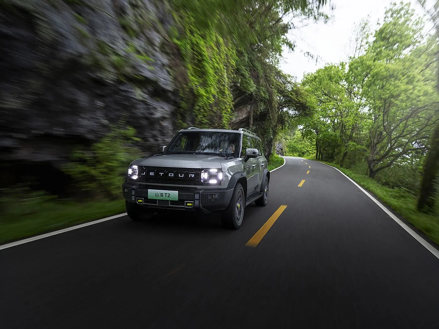 Jetour T2 SUV Hibriede Weergawe Euro VI Nuwe Aankoms Lig Turbo ACC Outomatiese ratkas Leer Links Stuur