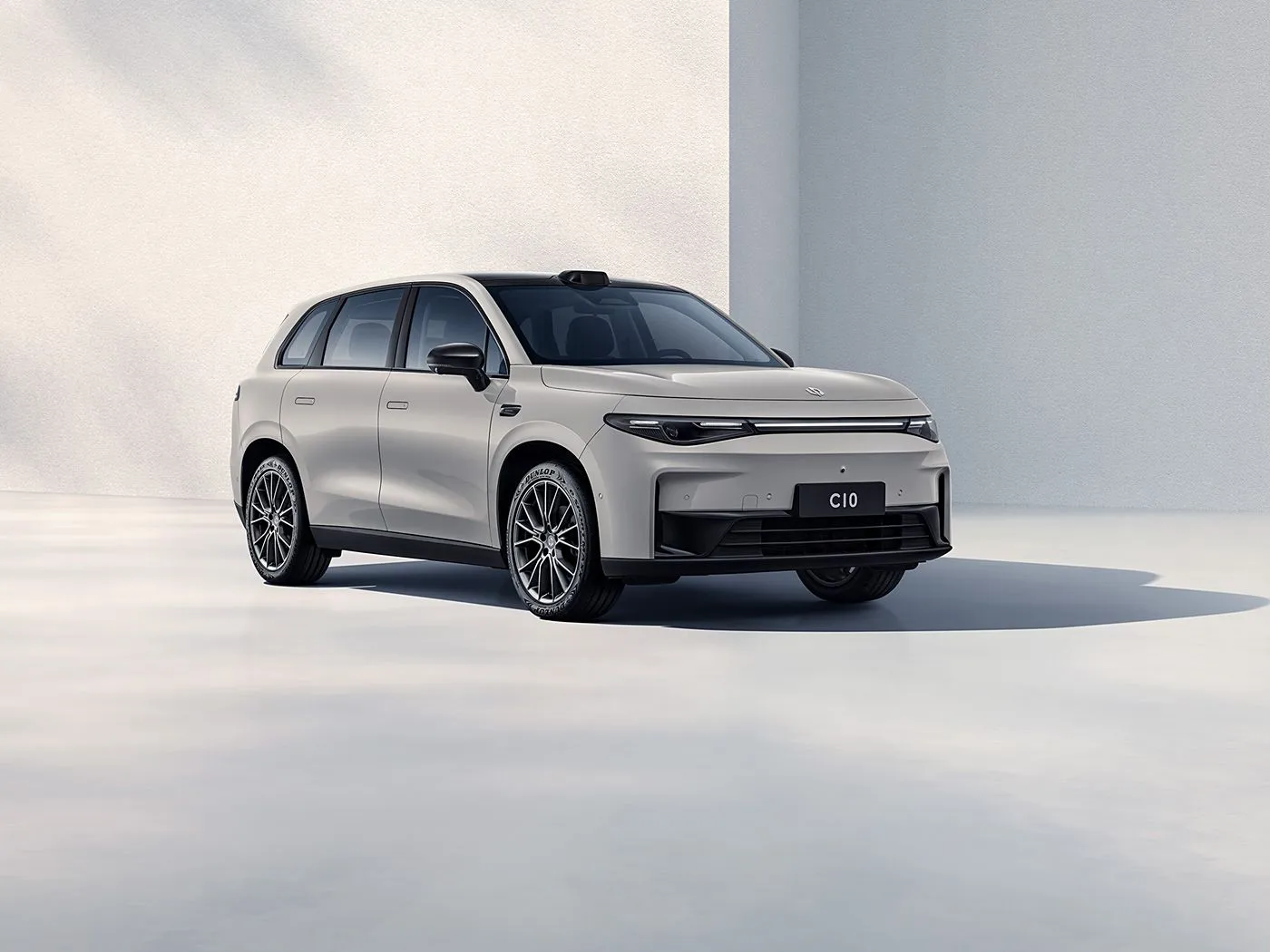 LEAPMOTOR C10 Hibriede hoëspoed 4WD elektriese sportnutsvoertuig 170 km reeks Nuwe energievoertuig uit China