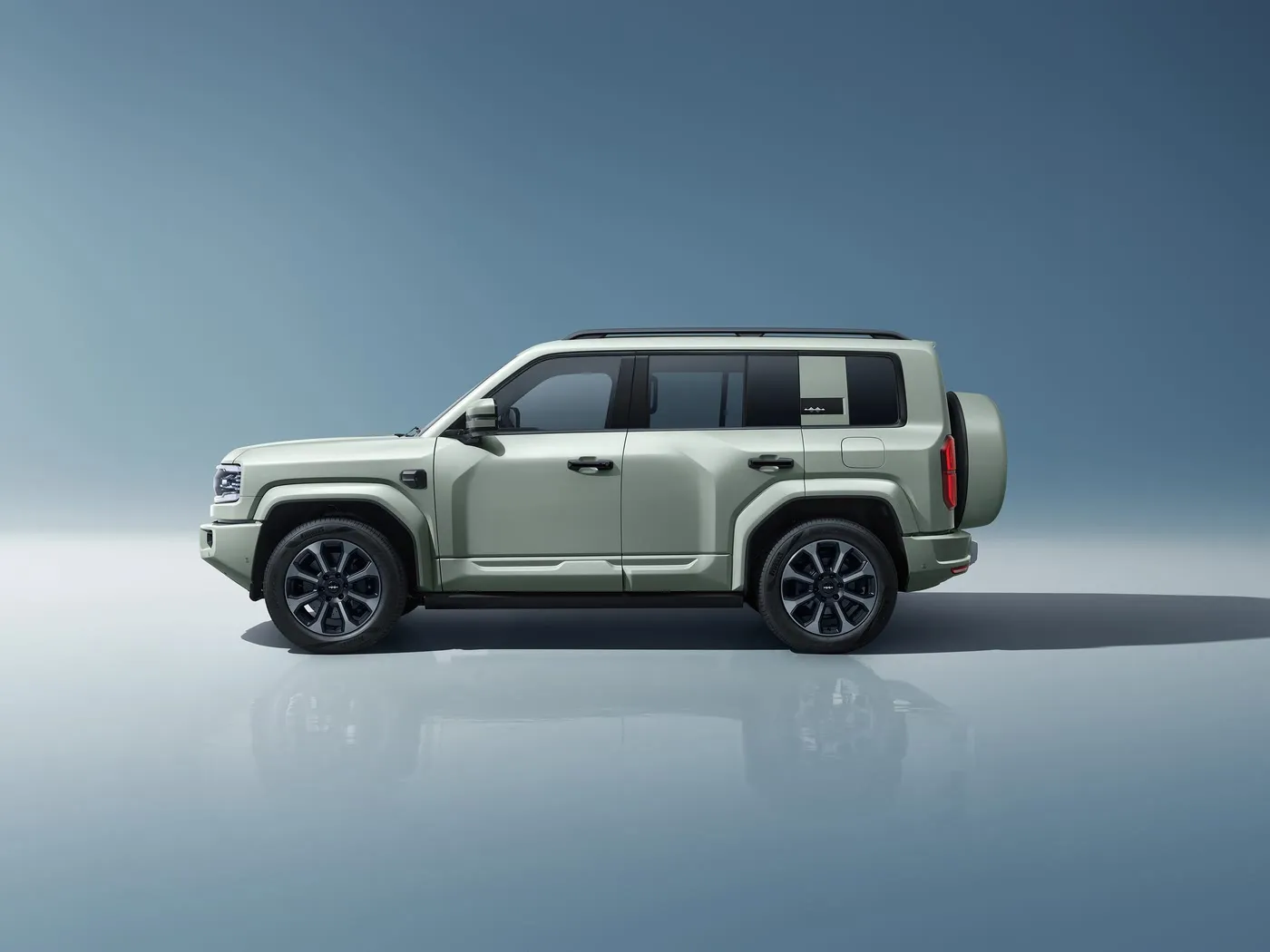 Premium BYD Leopard 5 Hibriede PHEV veldren SUV met 15.6" skerm 4x4 drive 4WD 83L brandstoftenk