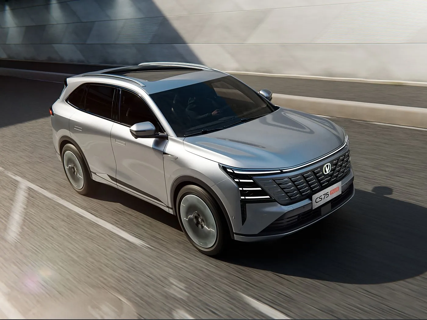 Changan CS75 PLUS 1.5T/2.0T Kompakte SUV met L2.5 Assist, 15.6" raakskerm en lang asafstand