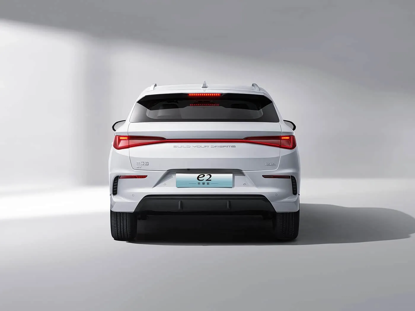BYD E2 Luukse Elektriese EV Sedan SUV Lukrug links stuurmotor met litiumbatterymotor China se nuwe energievoertuig
