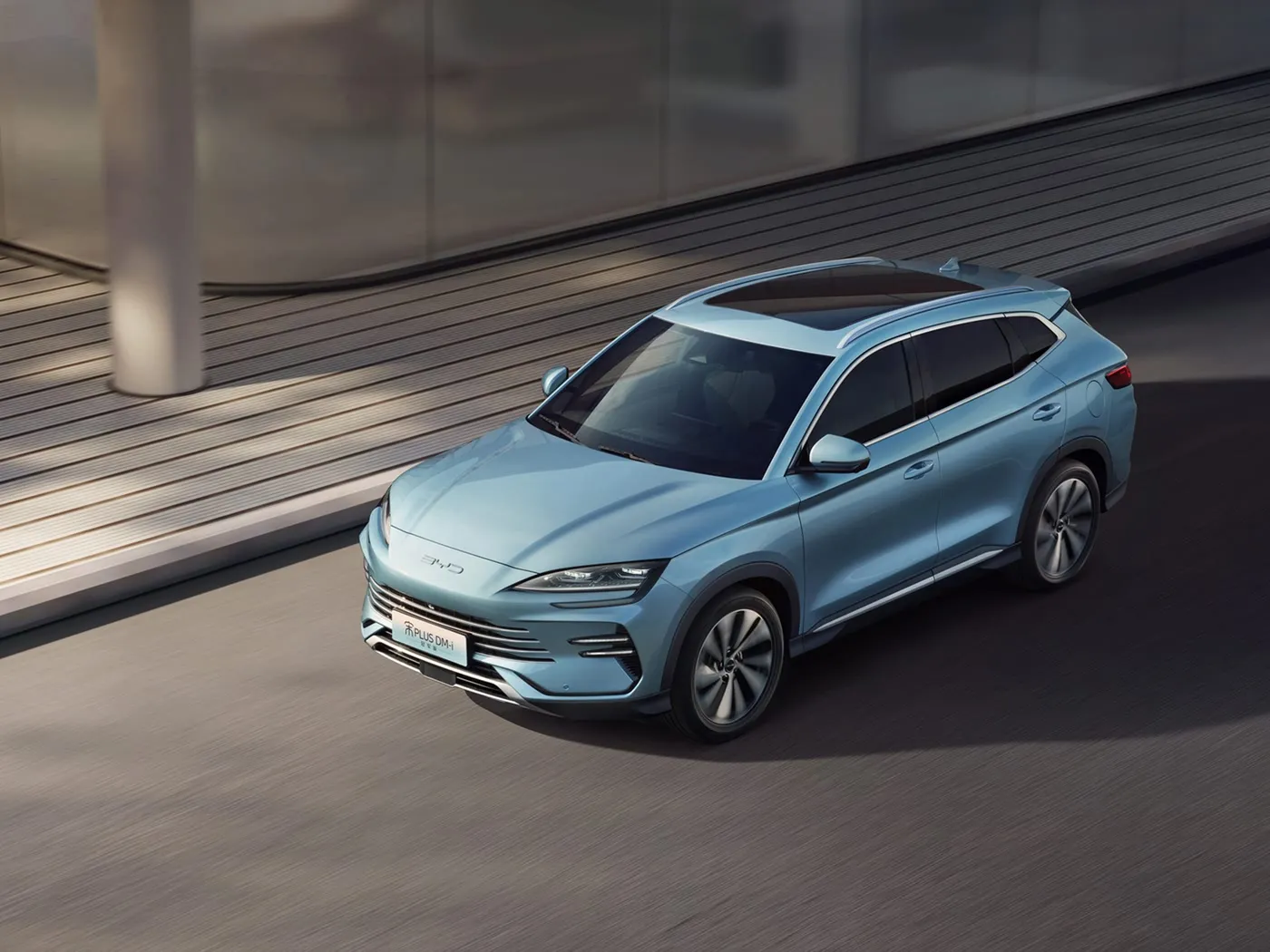 BYD Song Plus SUV outomatiese AWD met agterkamera leersitplekke Hibriede brandstof links stuur